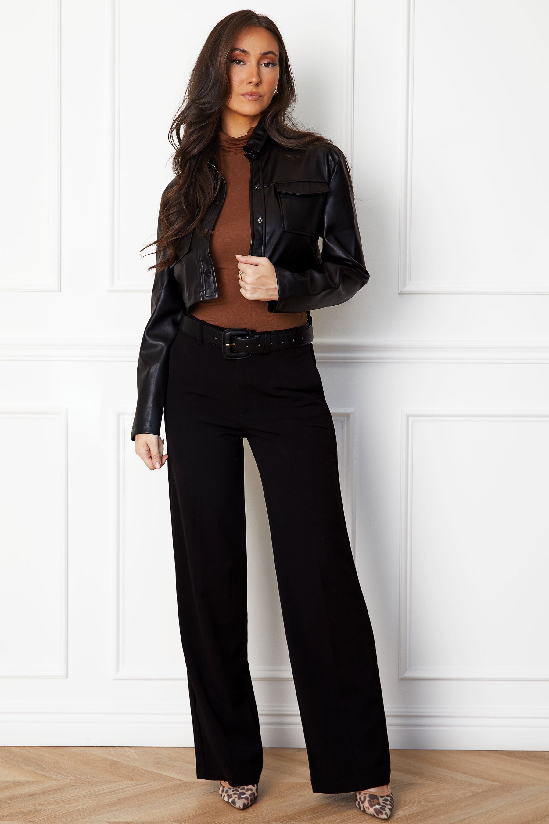 Jaqueta Cropped Irma Preta